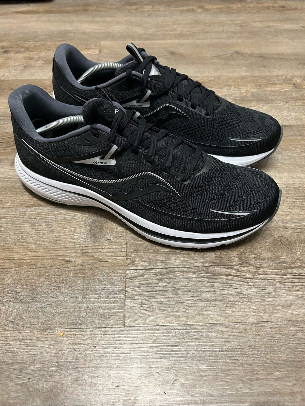 Saucony Omni 21 Men’s Size 12 Black Athletic Running Shoes Comfort Sneakers